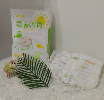 熱い販売の極めて薄く巨大な吸収剤の極度の柔らかく使い捨て可能なおむつの動悸