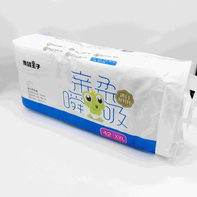 かわいく柔らかく、乾燥した使い捨て可能な新生のおむつの赤ん坊のおむつの卸売