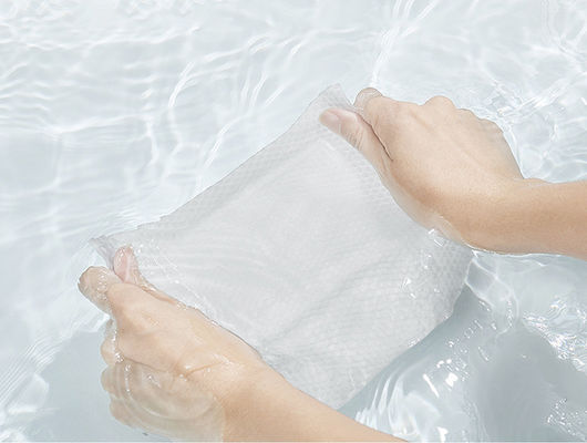 使い捨て可能な商標敏感なOemの赤ん坊手の口腔清掃水ぬれたワイプ10pcs