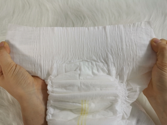 Clothlike Backsheetの極度の吸収の使い捨て可能なおむつ