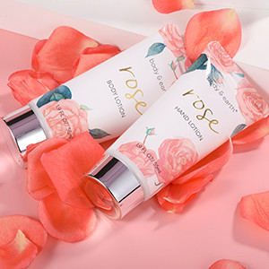 深く乾燥した割れた手のためのSkincareボディ ローションを養う残酷の自由な方式